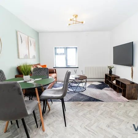 New 5 X Luxury Apartments In Derby, Ideal For Individuals, Couples, Business Or Corporate Guests, Close To Rolls Royce, Donington Park, East Midlands Airport Buitenkant foto