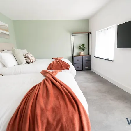 New 5 X Luxury Apartments In Derby, Ideal For Individuals, Couples, Business Or Corporate Guests, Close To Rolls Royce, Donington Park, East Midlands Airport Buitenkant foto