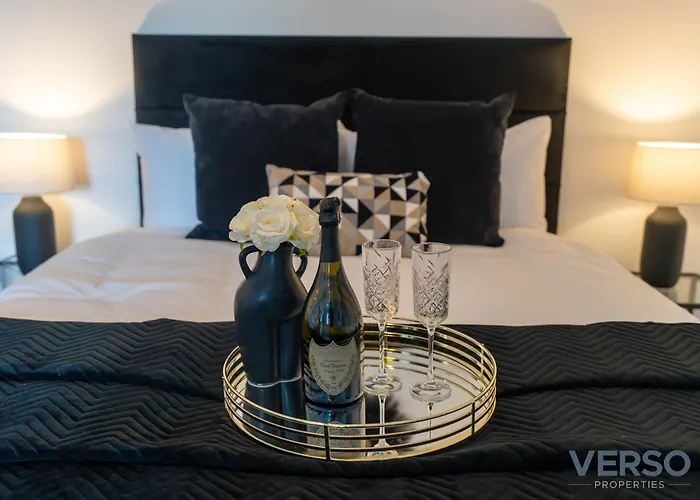 New 5 X Luxury Apartments In Derby, Ideal For Individuals, Couples, Business Or Corporate Guests, Close To Rolls Royce, Donington Park, East Midlands Airport