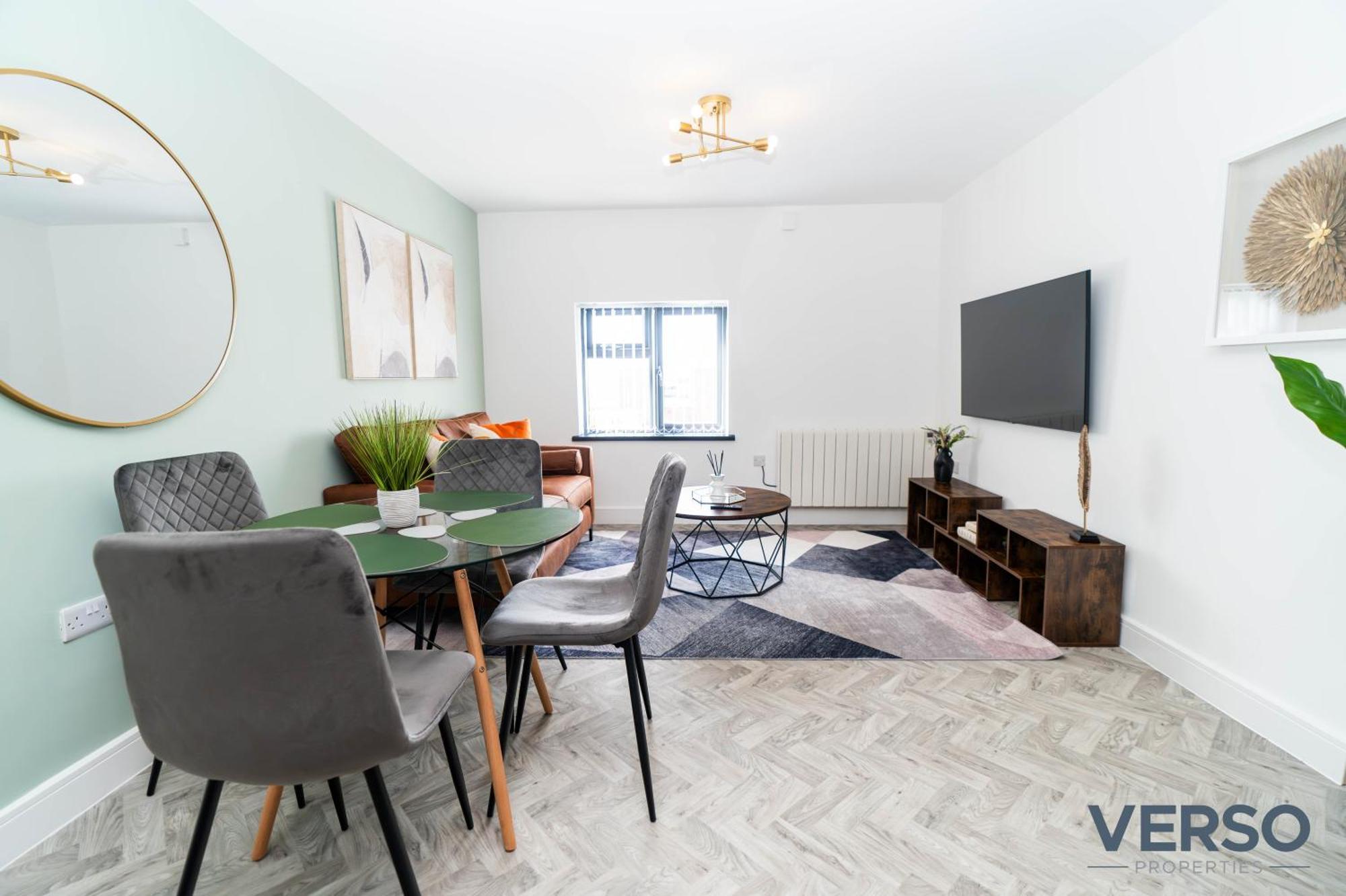 New 5 X Luxury In Derby, Ideal For Individuals, Couples, Business Or Corporate Guests, Close To Rolls Royce, Donington Park, East Midlands Airport Apartment Derby